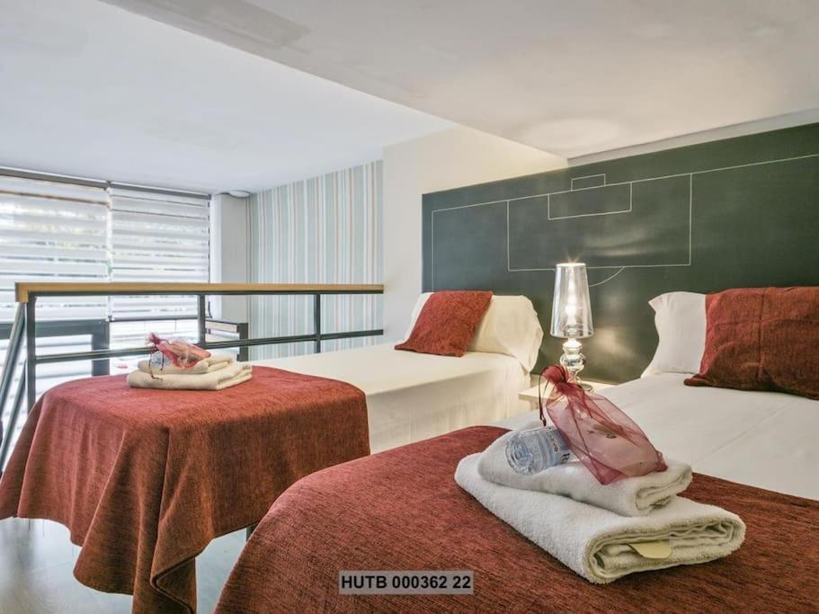 Alcam Futbol Pequeno Apartment Барселона Екстериор снимка