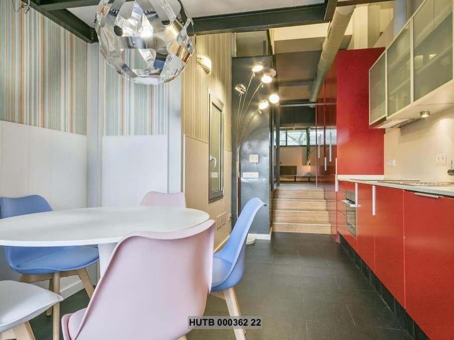 Alcam Futbol Pequeno Apartment Барселона Екстериор снимка